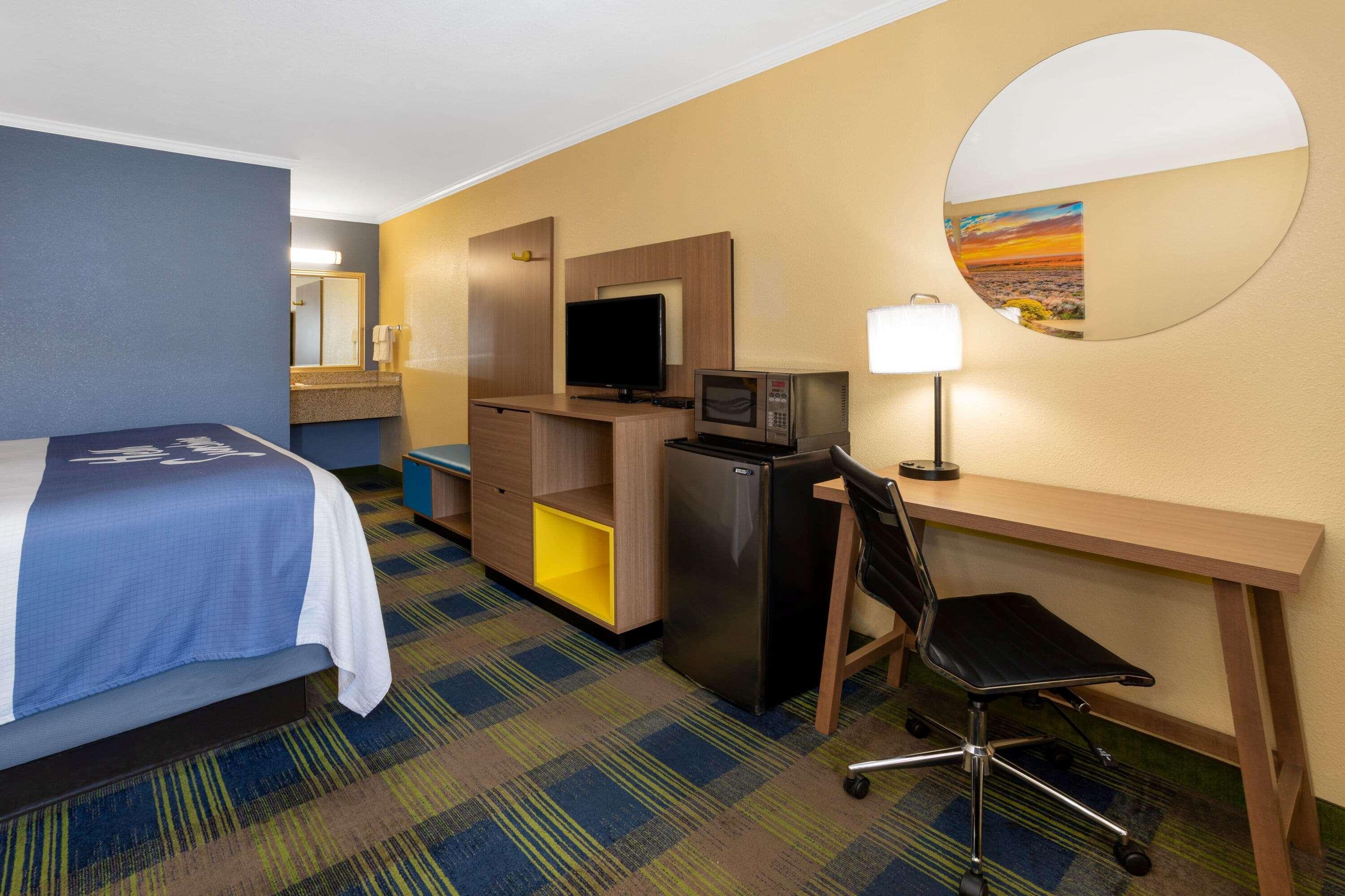Days Inn By Wyndham Alamogordo White Sands Bagian luar foto