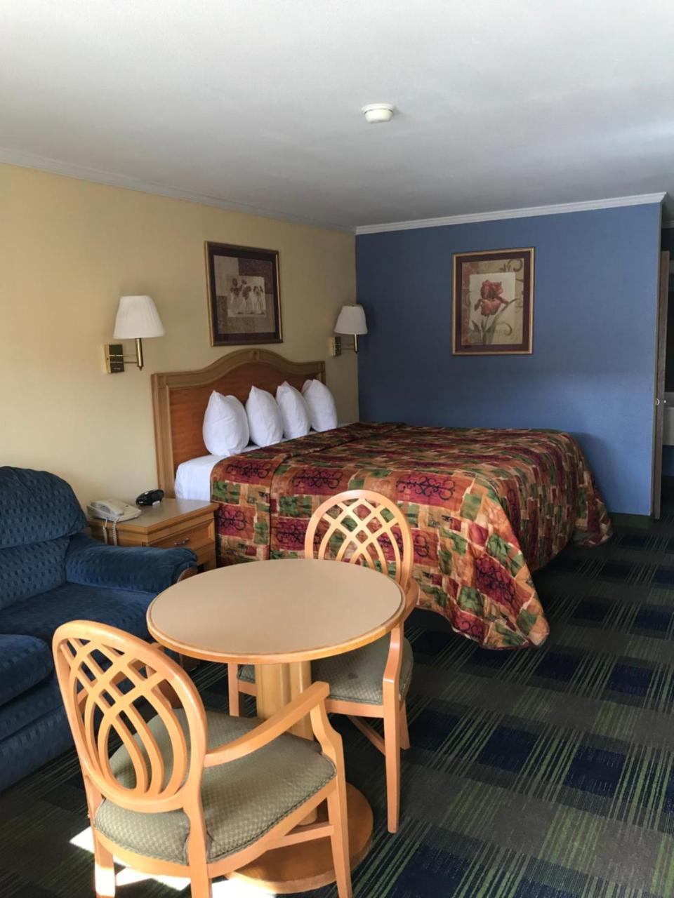 Days Inn By Wyndham Alamogordo White Sands Bagian luar foto
